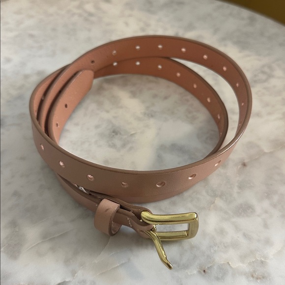 J.Crew Perforated Italian leather belt In Blush Size‎ XS Small - Picture 3 of 6